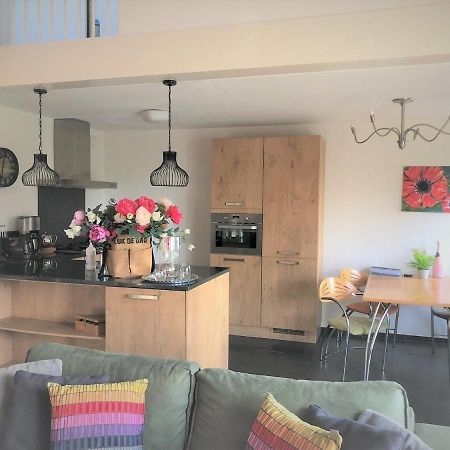 Charming Holiday Home By The Beach With Sauna Bubble Bath And Sunbed Julianadorp Exterior photo